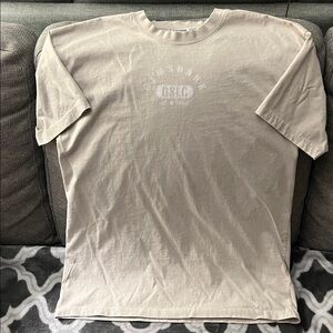Gymshark Men's Beige Short Sleeve Tee - medium